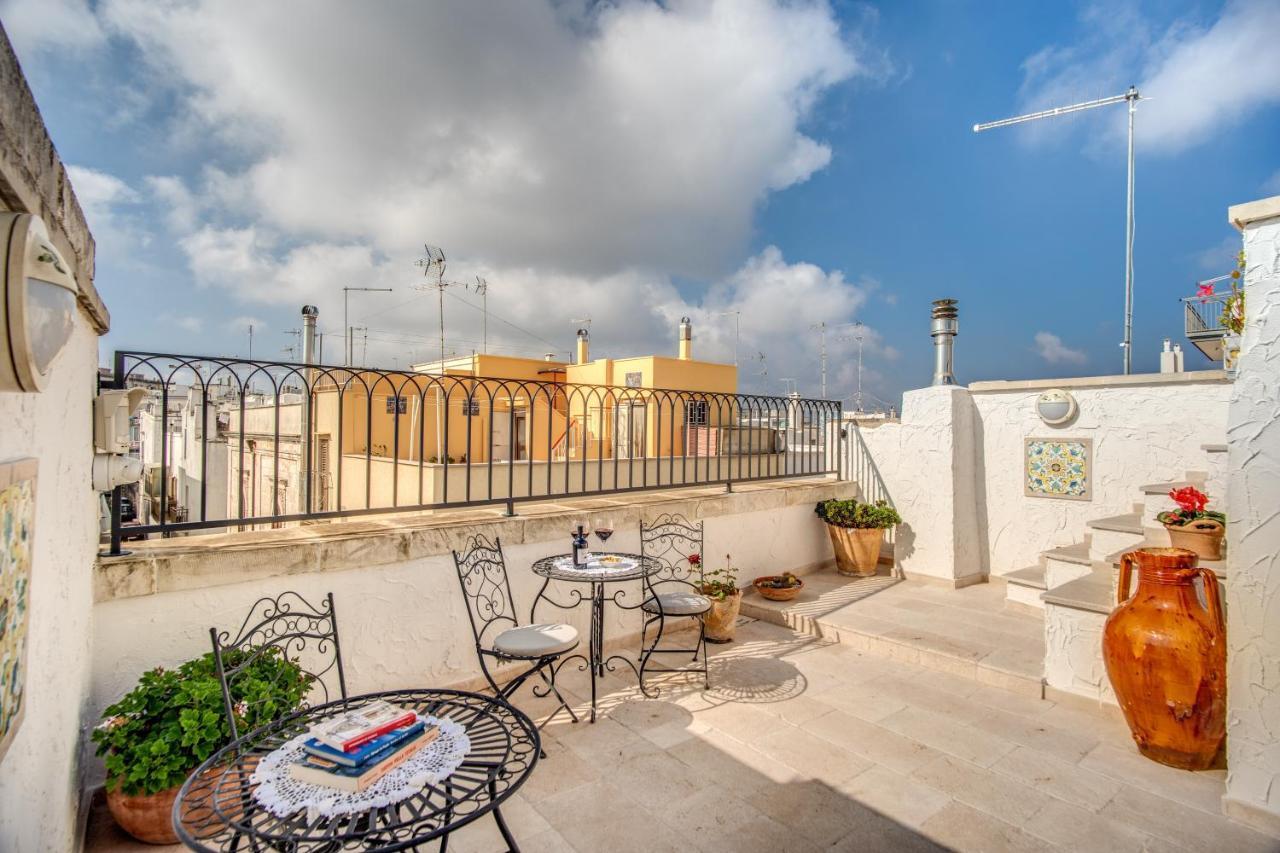 Bed and Breakfast Palazzo Stunis - Dimora Di Charme Ostuni Zewnętrze zdjęcie