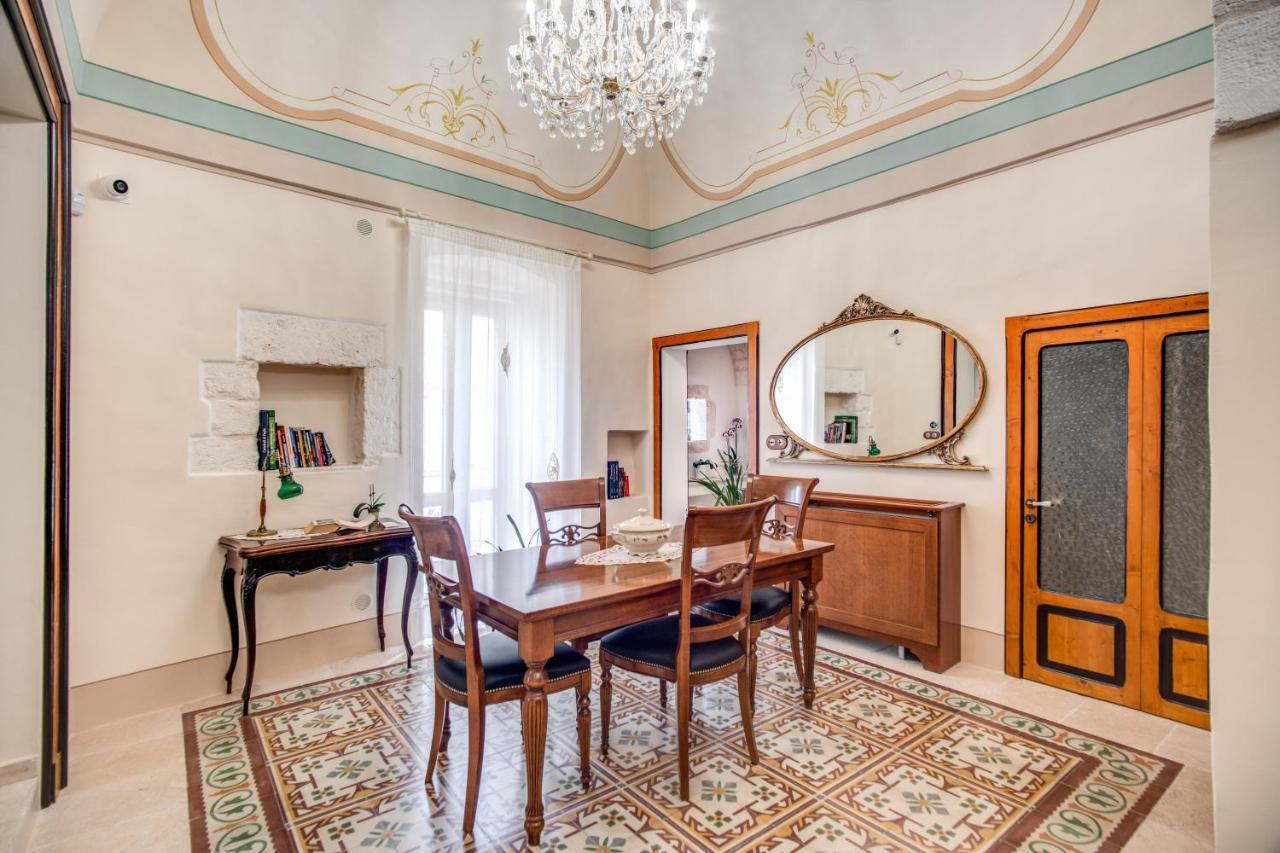 Bed and Breakfast Palazzo Stunis - Dimora Di Charme Ostuni Zewnętrze zdjęcie