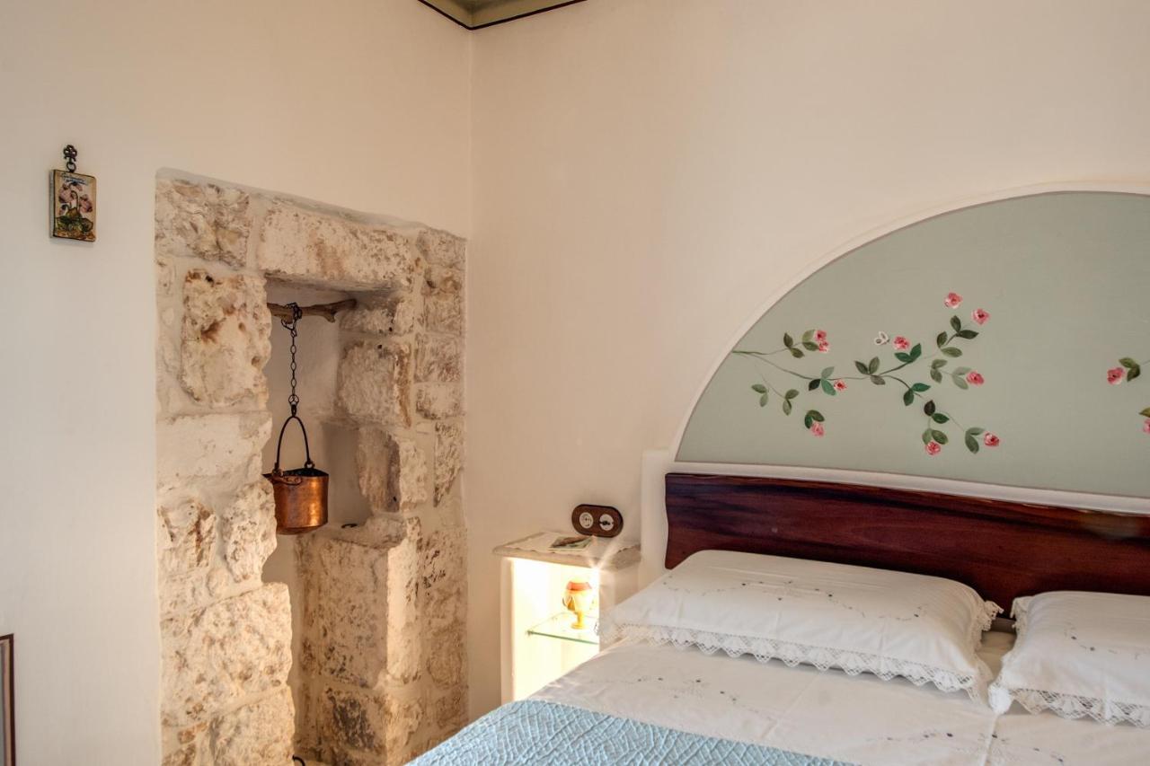 Bed and Breakfast Palazzo Stunis - Dimora Di Charme Ostuni Zewnętrze zdjęcie
