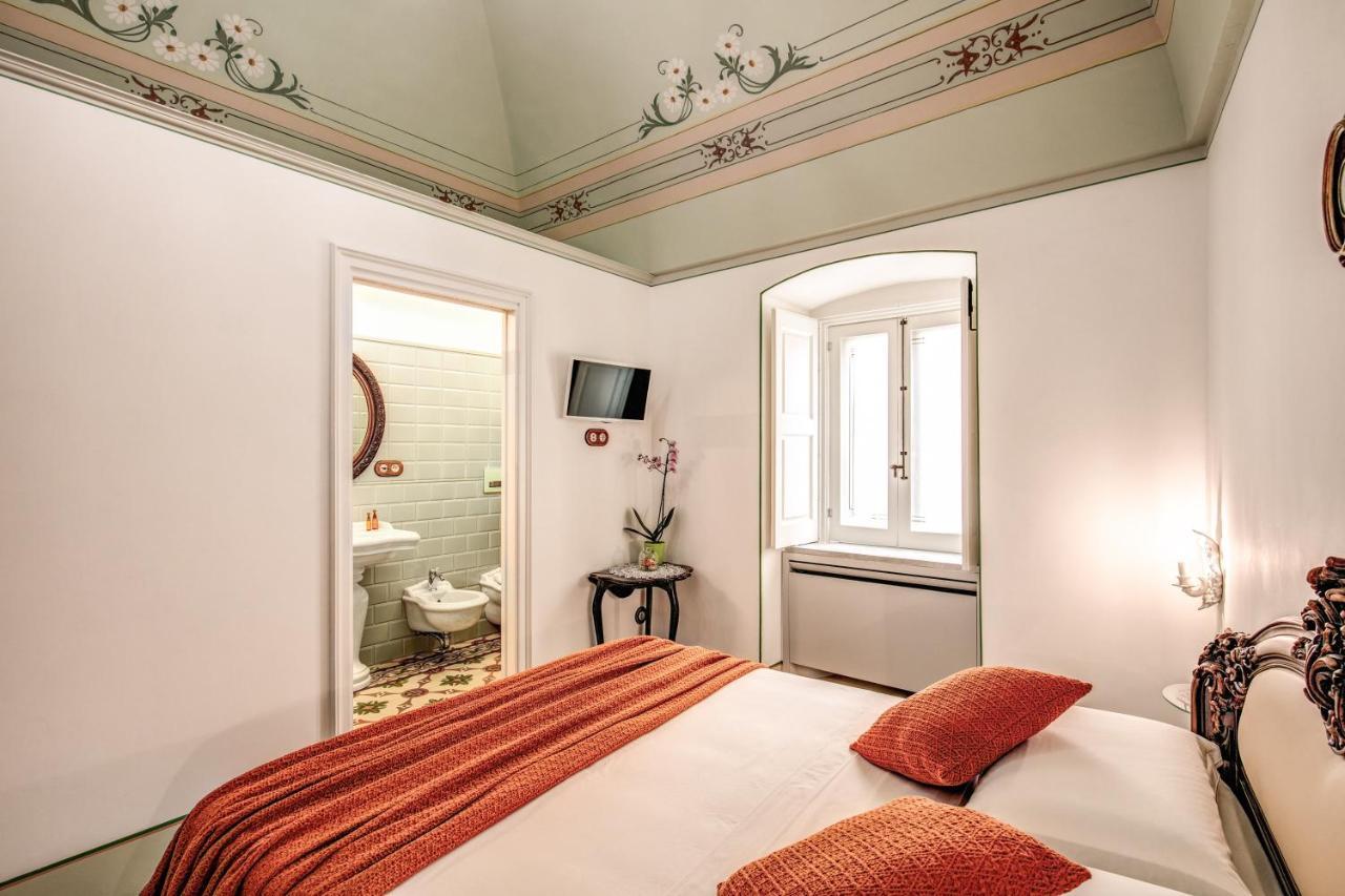 Bed and Breakfast Palazzo Stunis - Dimora Di Charme Ostuni Zewnętrze zdjęcie