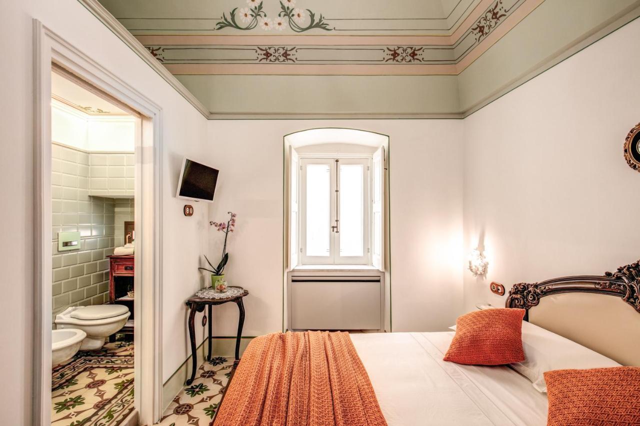 Bed and Breakfast Palazzo Stunis - Dimora Di Charme Ostuni Zewnętrze zdjęcie