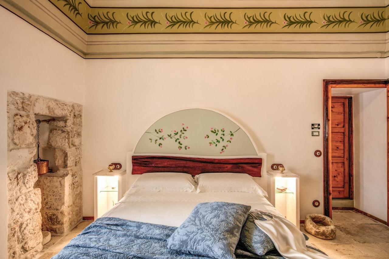 Bed and Breakfast Palazzo Stunis - Dimora Di Charme Ostuni Zewnętrze zdjęcie
