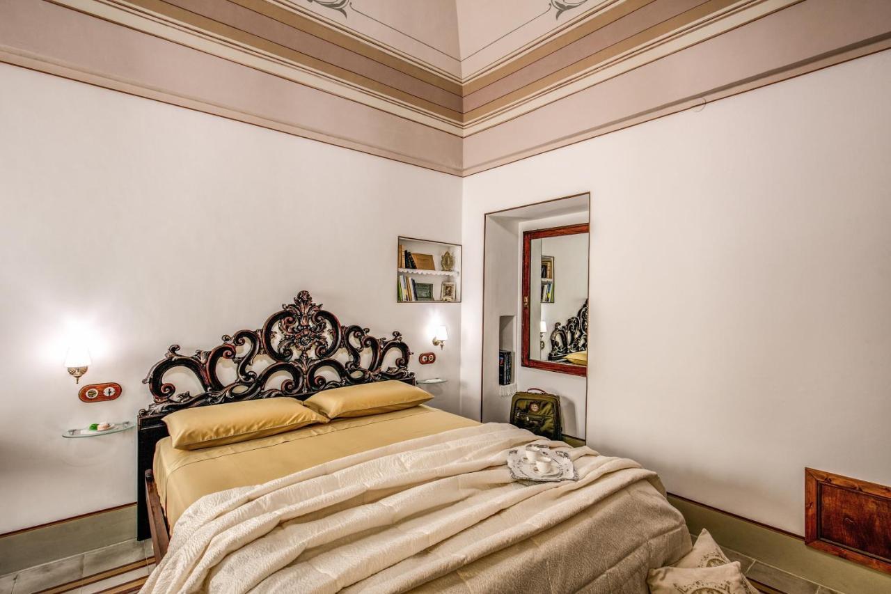 Bed and Breakfast Palazzo Stunis - Dimora Di Charme Ostuni Zewnętrze zdjęcie