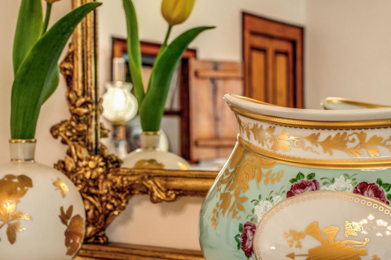 Bed and Breakfast Palazzo Stunis - Dimora Di Charme Ostuni Zewnętrze zdjęcie