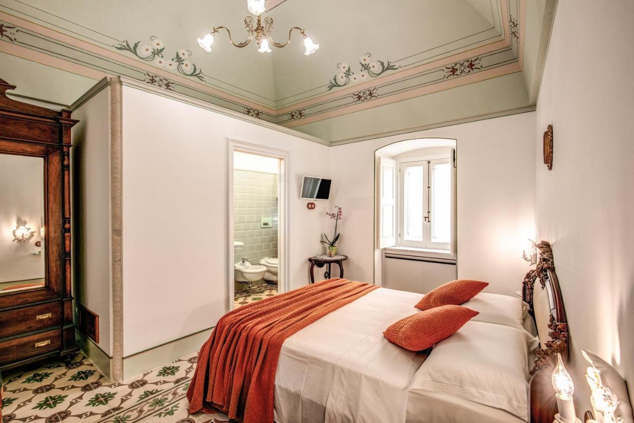 Bed and Breakfast Palazzo Stunis - Dimora Di Charme Ostuni Zewnętrze zdjęcie
